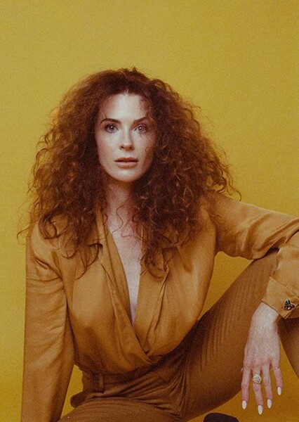 Bridget Regan photo