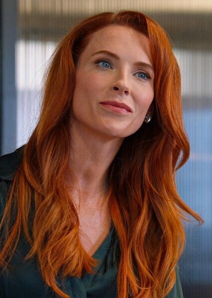 Bridget Regan photo