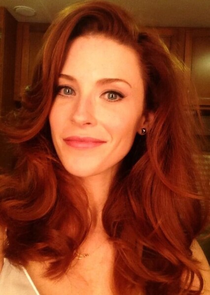 Bridget Regan photo