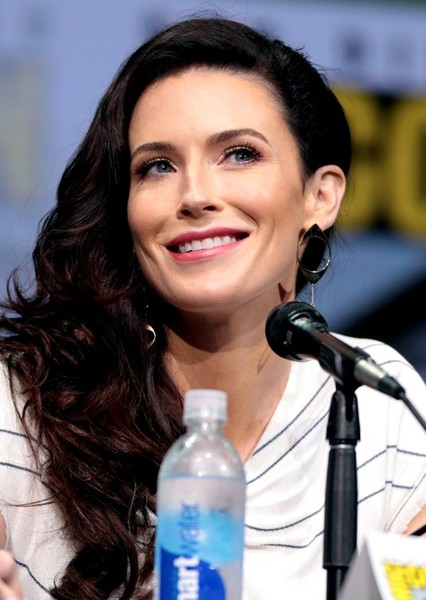 Bridget Regan photo