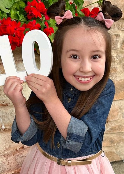 Brielle Milla photo