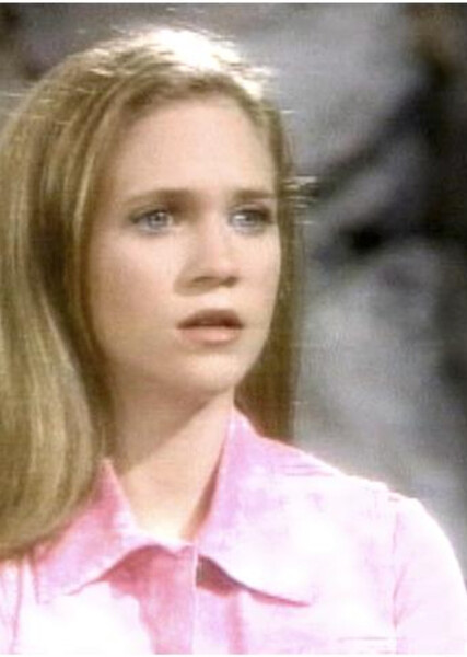 Brittany Snow photo