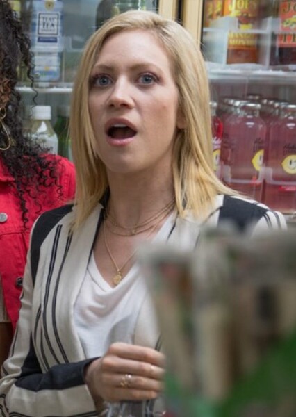 Brittany Snow photo
