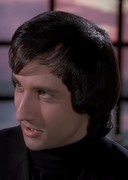 Bronson Pinchot