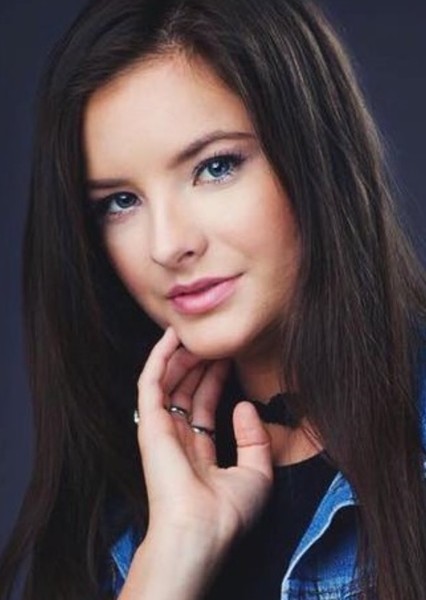 Brooke Hyland photo