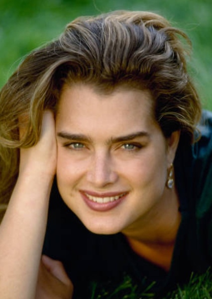Brooke Shields photo