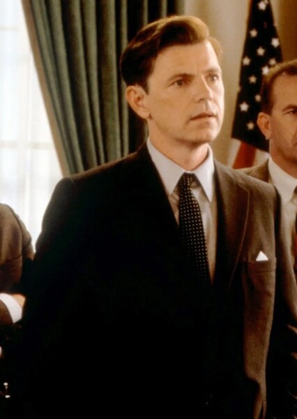 Bruce Greenwood photo