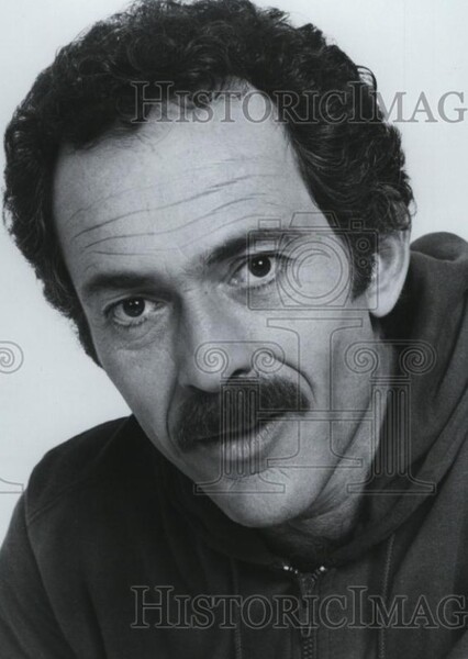 Bruce Weitz photo