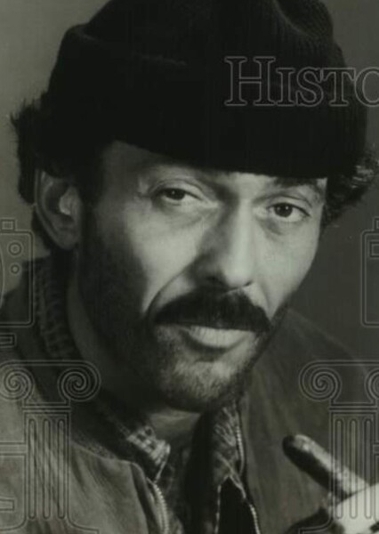 Bruce Weitz photo