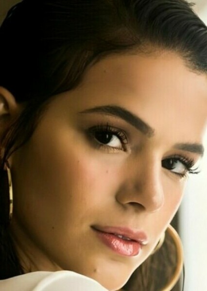 Bruna Marquezine photo