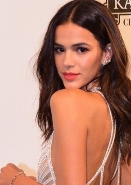 Bruna Marquezine photo
