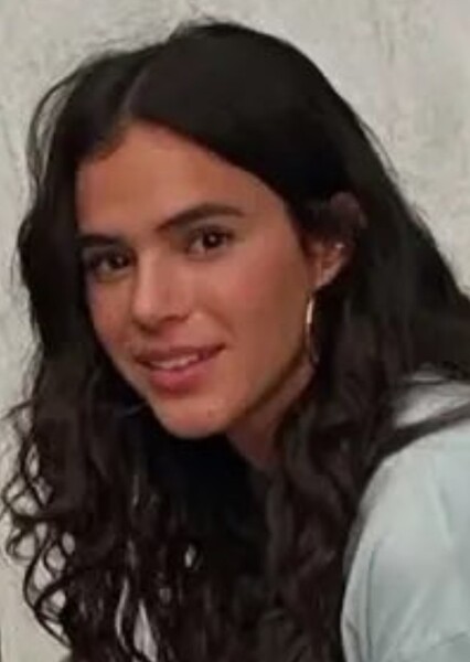 Bruna Marquezine photo