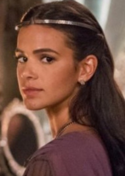 Bruna Marquezine photo