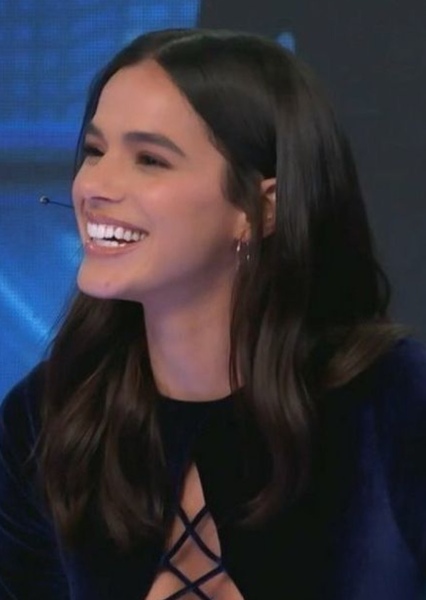 Bruna Marquezine photo