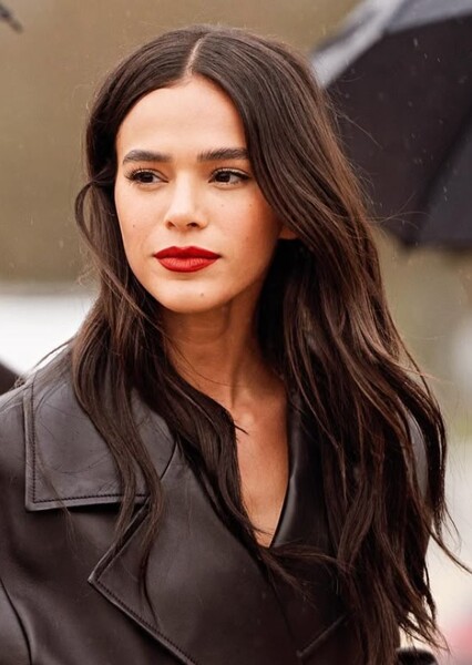 Bruna Marquezine photo