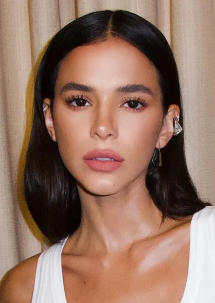 Bruna Marquezine photo