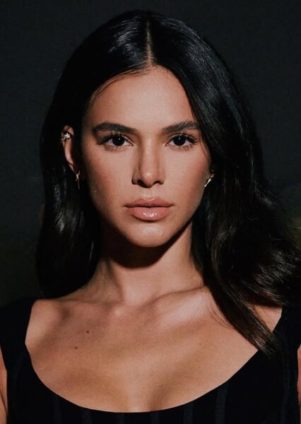 Bruna Marquezine photo