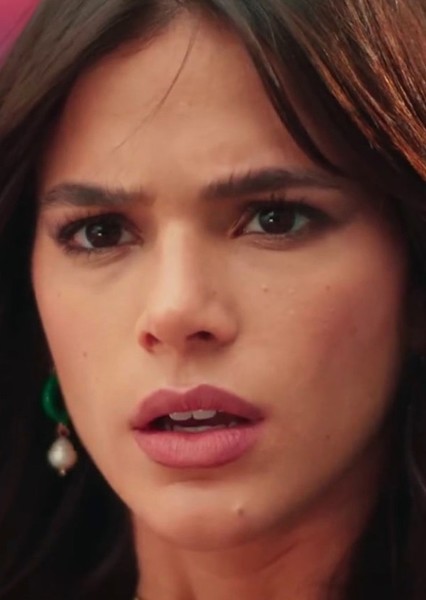 Bruna Marquezine photo