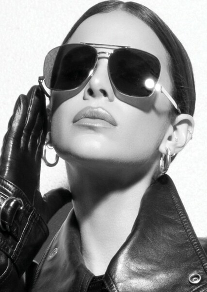 Bruna Marquezine photo