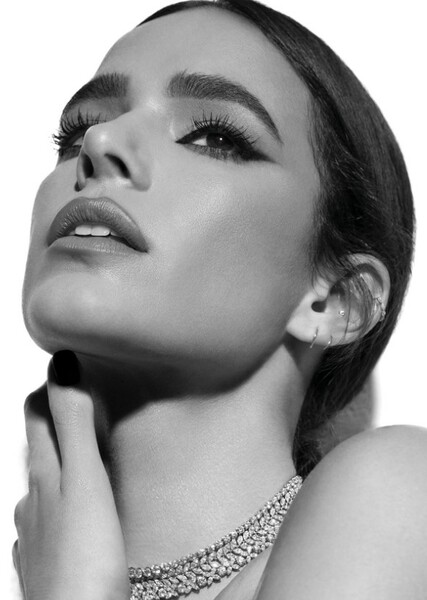 Bruna Marquezine photo