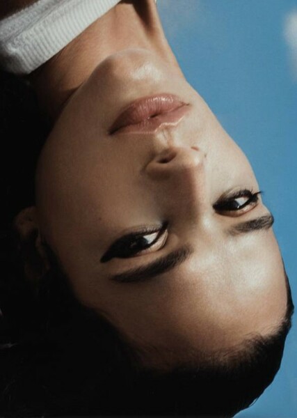 Bruna Marquezine photo