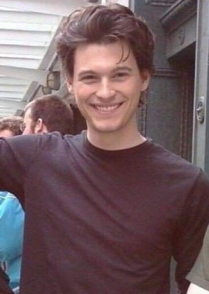 Bryan Dechart photo