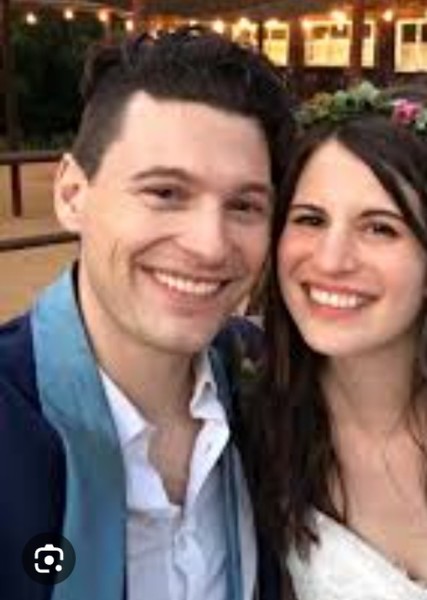 Bryan Dechart photo