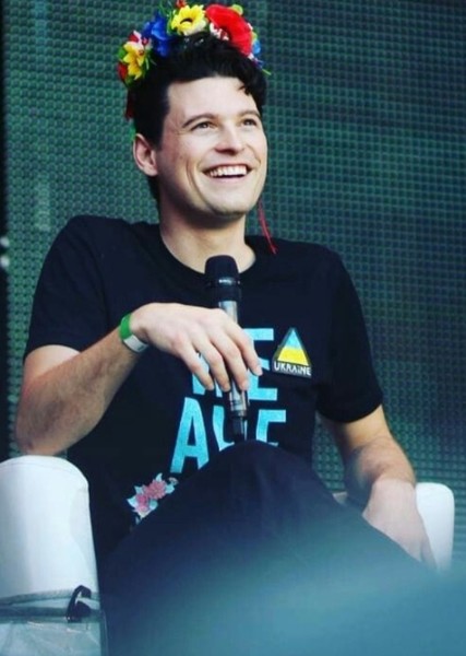 Bryan Dechart photo