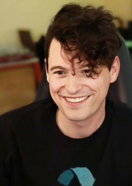 Bryan Dechart photo