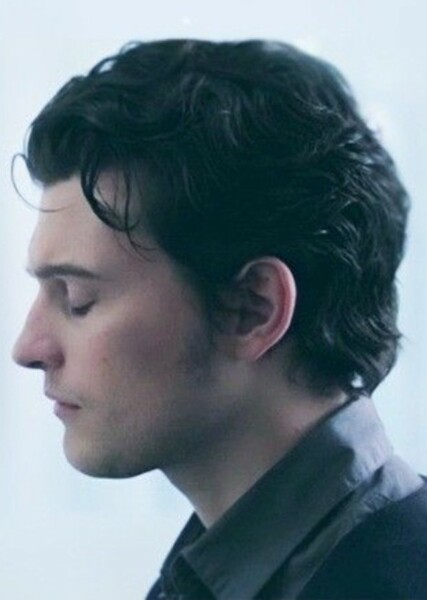 Bryan Dechart photo