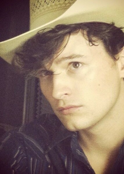 Bryan Dechart photo