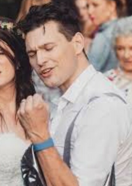 Bryan Dechart photo