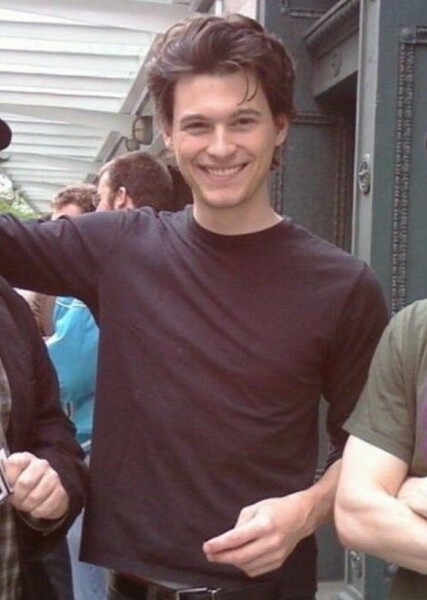 Bryan Dechart photo