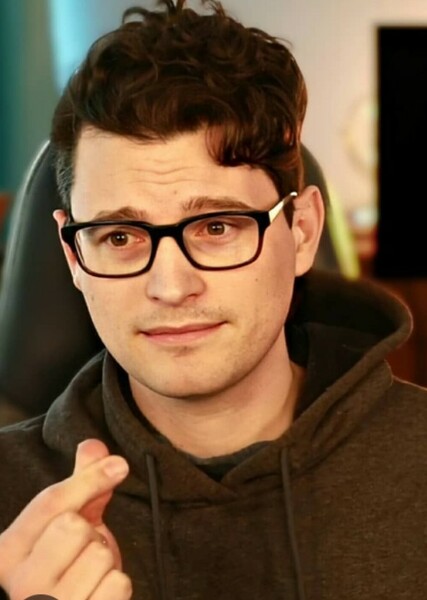Bryan Dechart photo