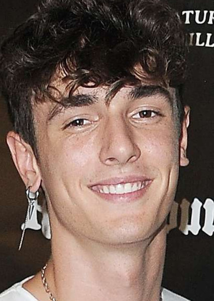 Bryce Hall photo