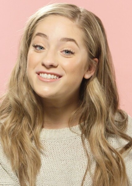 Brynn Cartelli photo