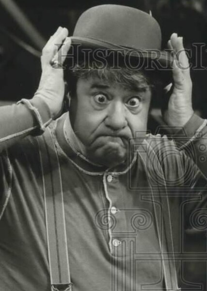 Buddy Hackett photo