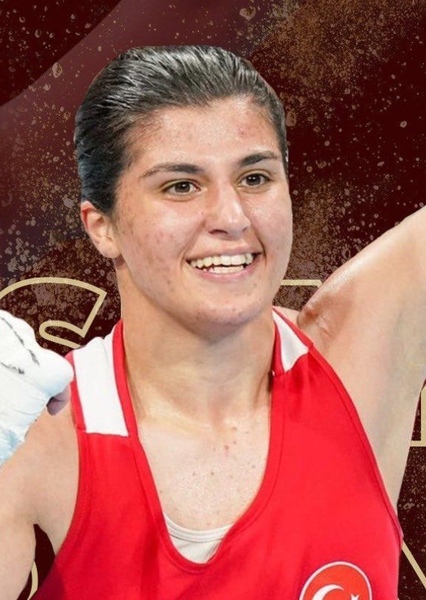 Busenaz Sürmeneli photo