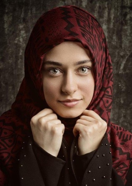 Büsra Apaydin