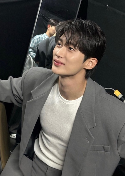 Byeon Woo-seok photo