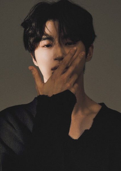Byeon Woo-seok photo