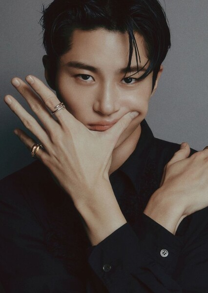 Byeon Woo-seok photo