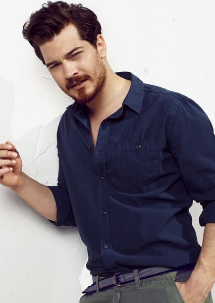 Çağatay Ulusoy photo