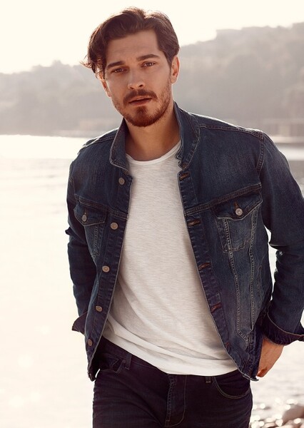 Çağatay Ulusoy photo