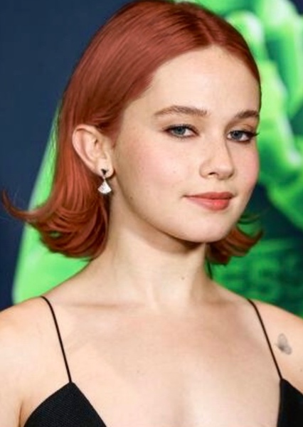 Cailee Spaeny photo