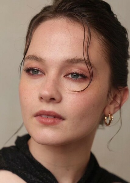 Cailee Spaeny photo