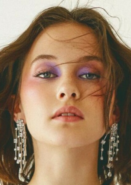 Cailee Spaeny photo