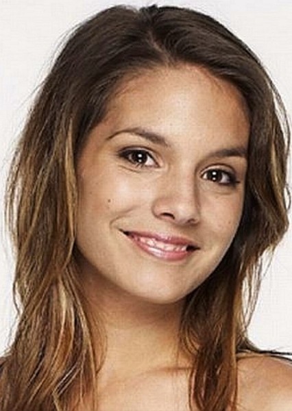 Caitlin Stasey photo