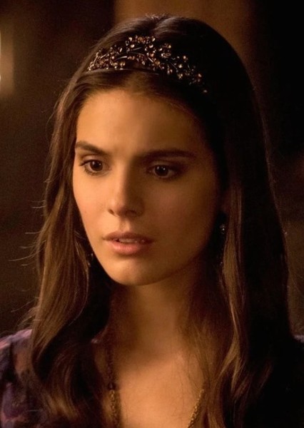 Caitlin Stasey photo