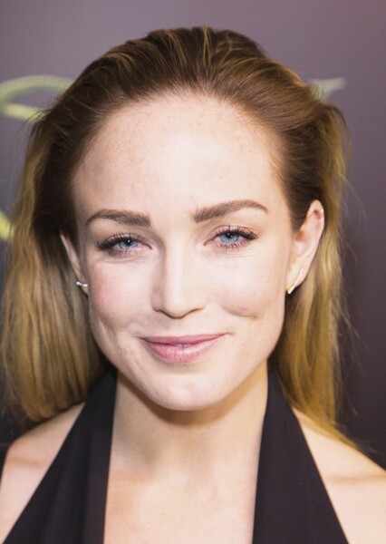 Caity Lotz photo